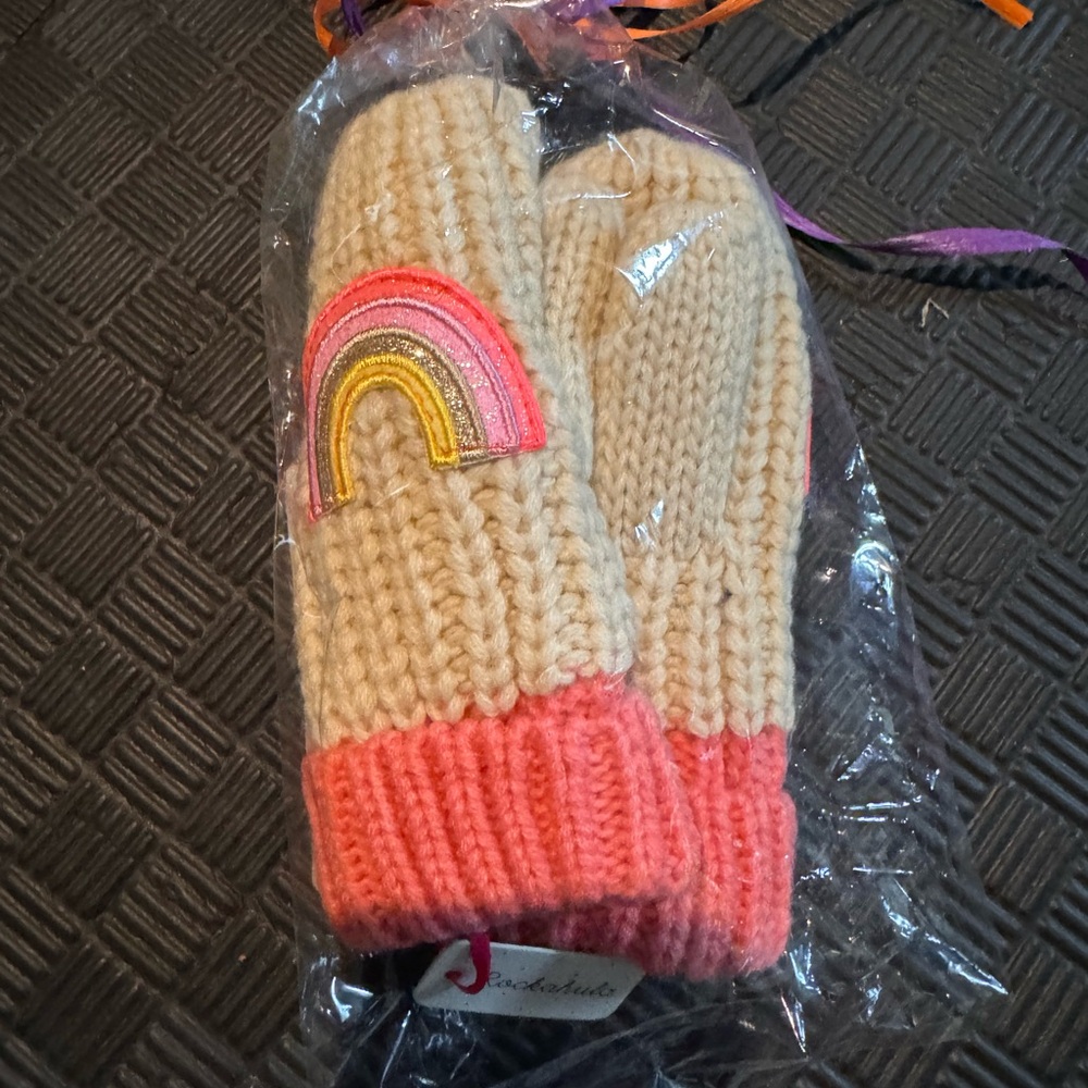 NWT Rockahula Kids knitted mittens and cat ear muffs size 3-6 years